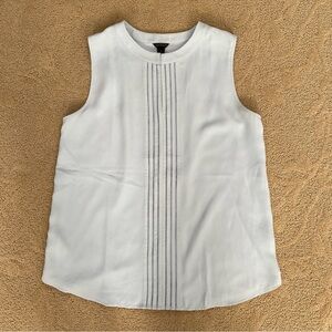 Ann Taylor Womens Sleeveless Blouse Pale Blue Hook Eye Closure Size Medium